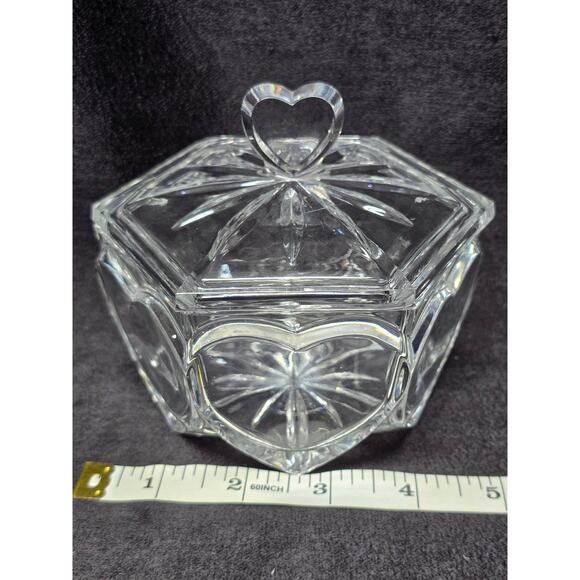 Royal Limited 24% Percent Full Lead Crystal Heart Hexagon Box Candy Dish w. Lid - Picture 6 of 9
